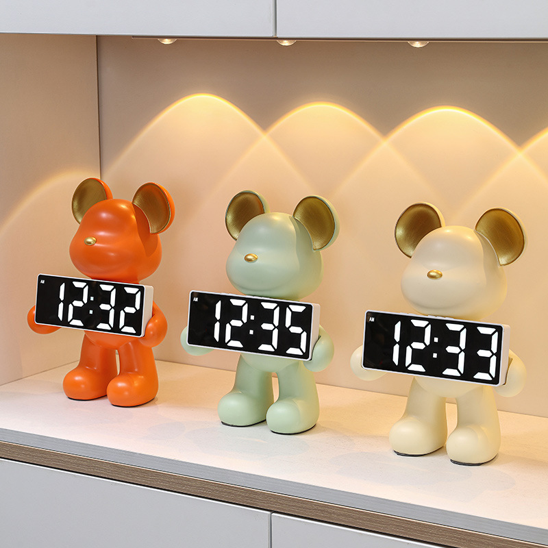 Led Desk Clock - Urso Nórdico Criativo de Resina com